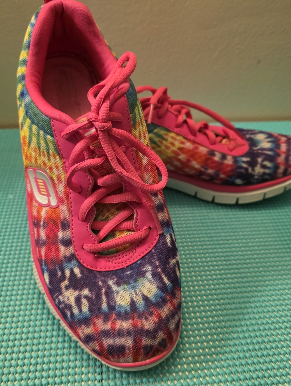 Skechers Flex Sole Tie Dyed Athletic Shoes, Womens Size US 5/ 37 EU